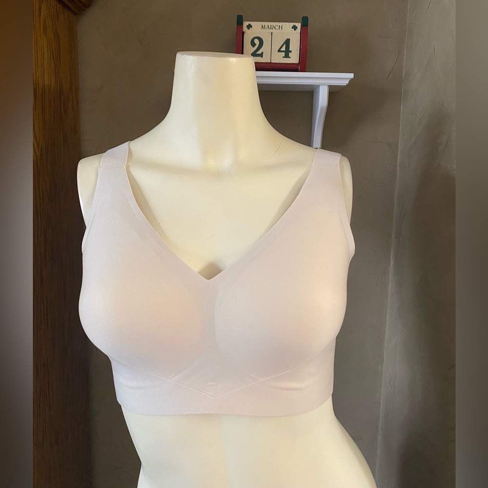 Forlest Bra support your comfort women’s size L, no Underwire Wireless Seamless
